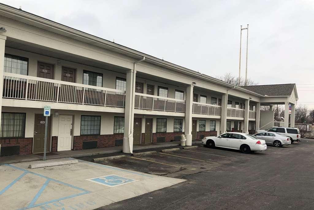 Days Inn By Wyndham Indianapolis South Εξωτερικό φωτογραφία