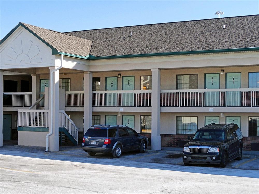 Days Inn By Wyndham Indianapolis South Εξωτερικό φωτογραφία